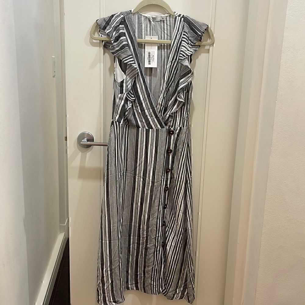 NWT- Lush  Striped Button  Black and White Dress Midi Womens size Small